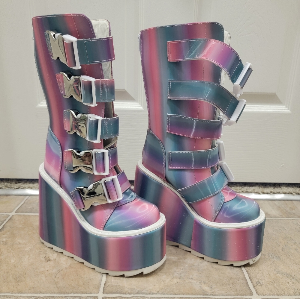 YRU Reflective Dune Platform Boots
